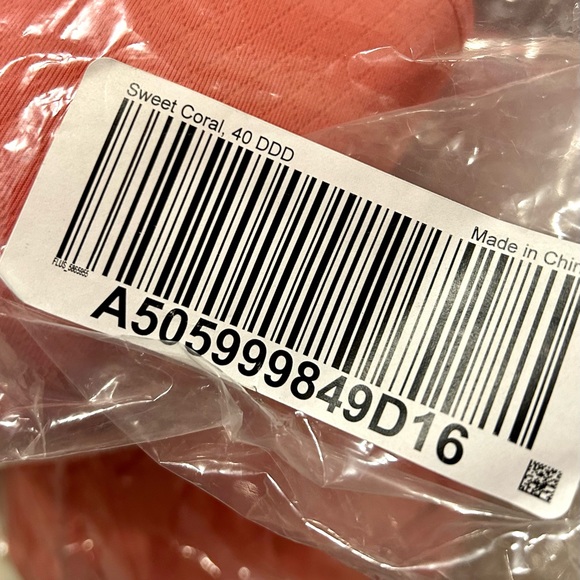 NWT Breezies Coral, Underwire, Soft Comfort Bra 40DDD - Picture 9 of 10